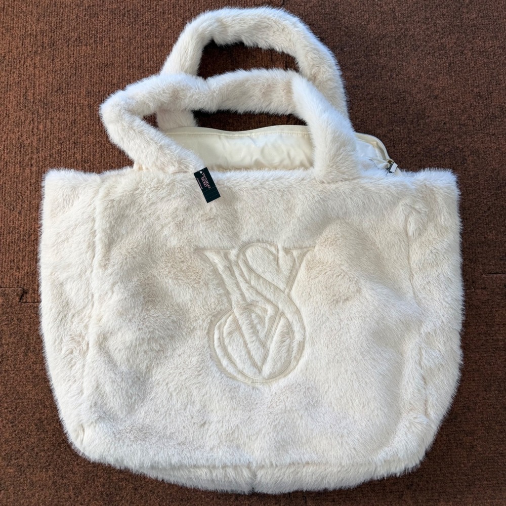 Victorias Secret Cream Faux Fur Tote Bag VS Logo Zip Top Large Plush Handbag NEW